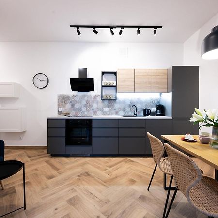 Native Apartments Pulaskiego 6 Kraków Zewnętrze zdjęcie